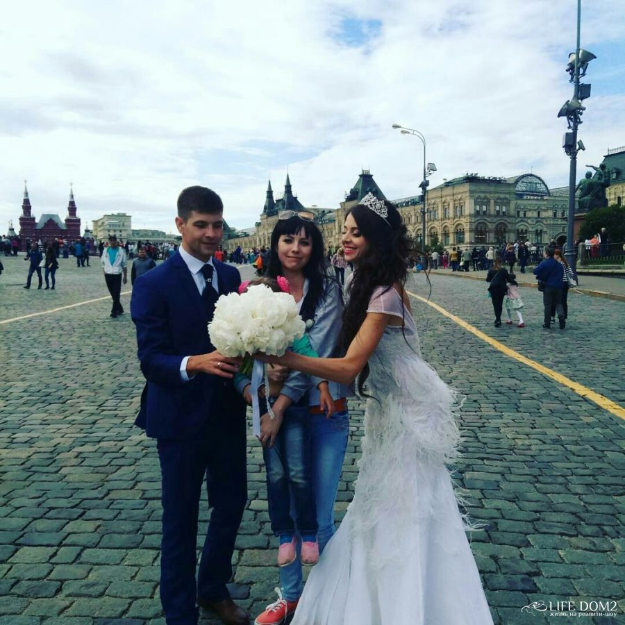 Первые фото со свадьбы Ольги Рапунцель и Дмитрия Дмитренко ошеломили зрителей