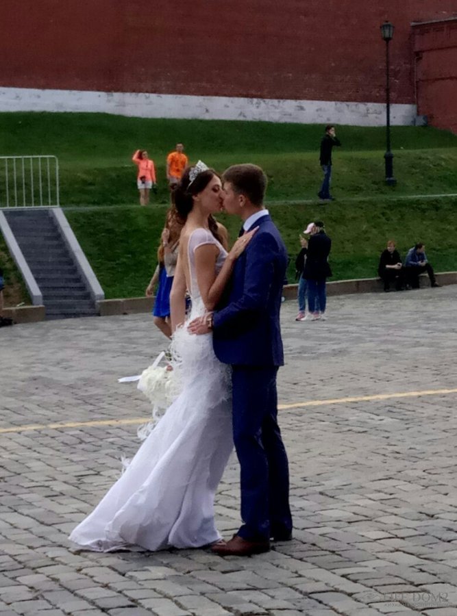 Первые фото со свадьбы Ольги Рапунцель и Дмитрия Дмитренко ошеломили зрителей