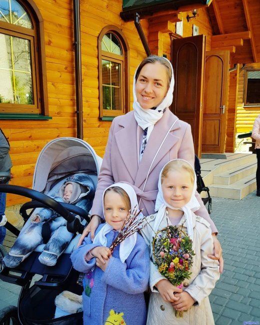 Жас ресейліктердің беттеріне спермы болады